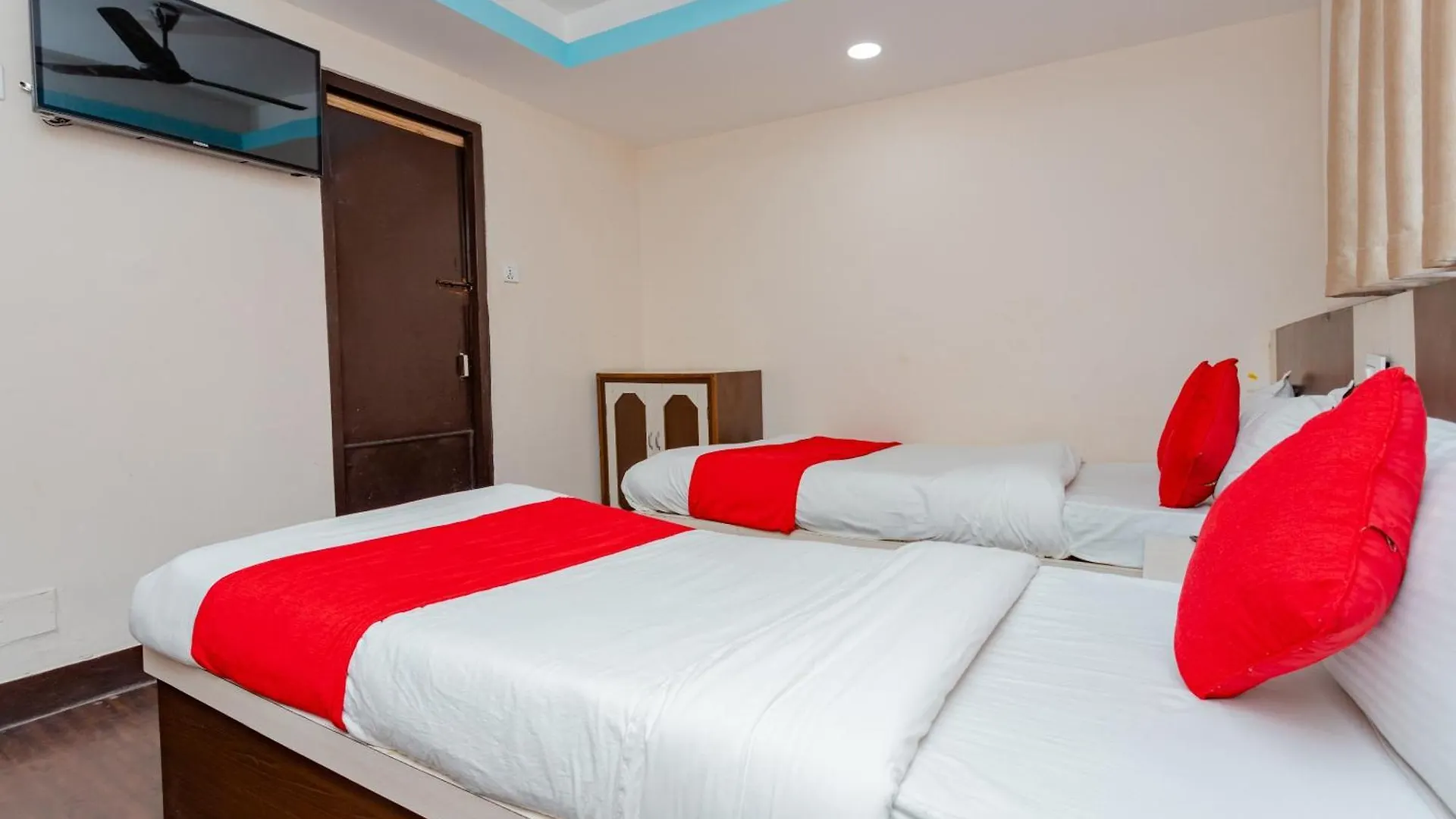 Oyo 811 Hotel New Pokhara Palace Kathmandu Nepal