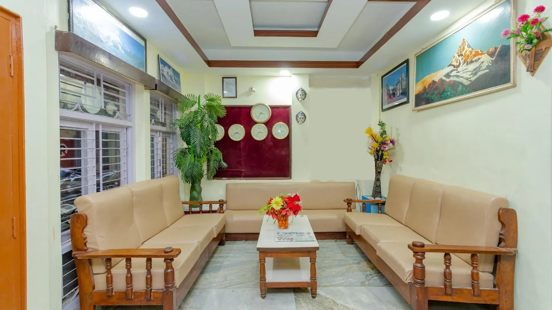 Oyo 811 Hotel New Pokhara Palace Katmandu 0*,