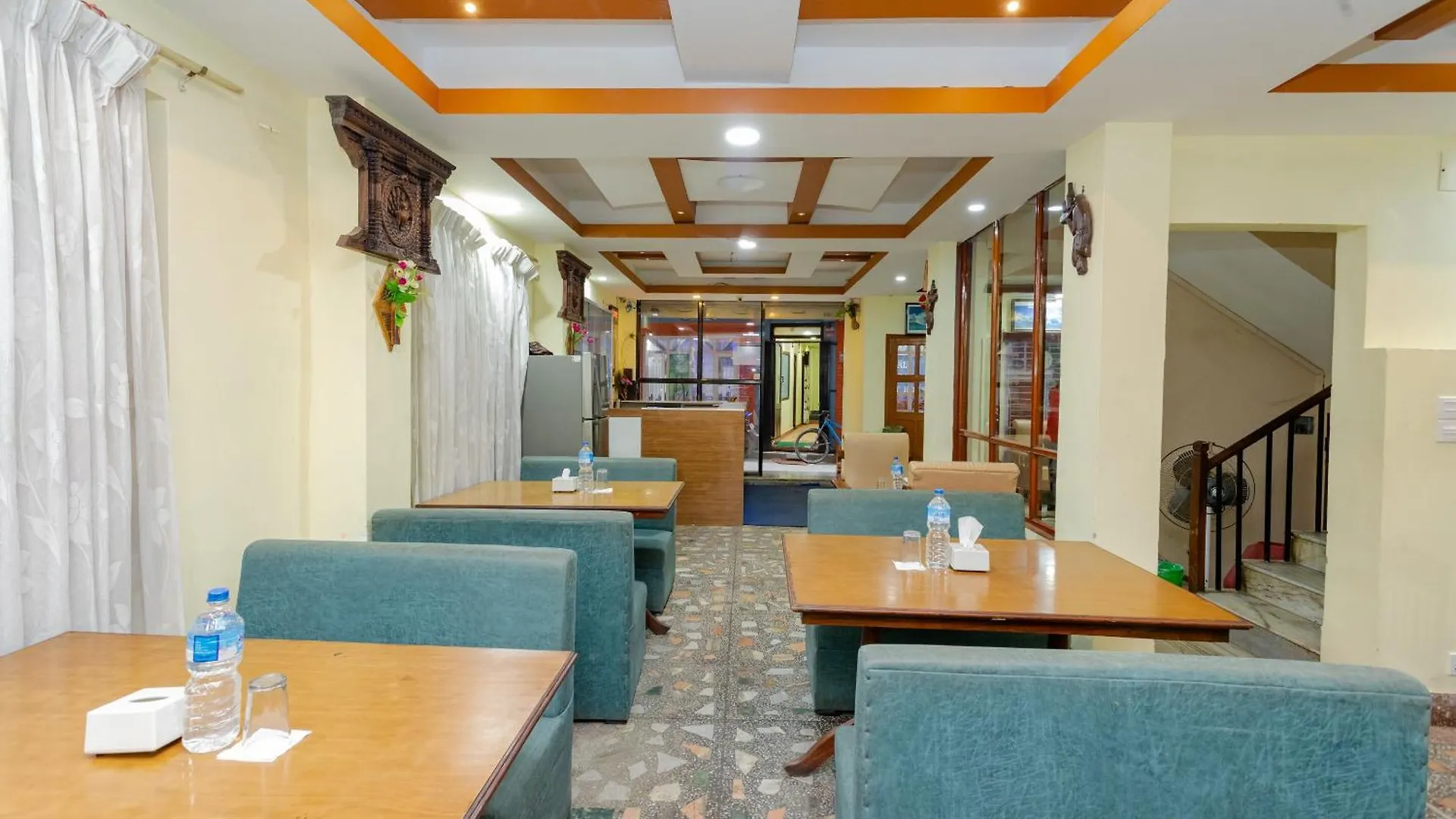 Oyo 811 Hotel New Pokhara Palace Katmandu