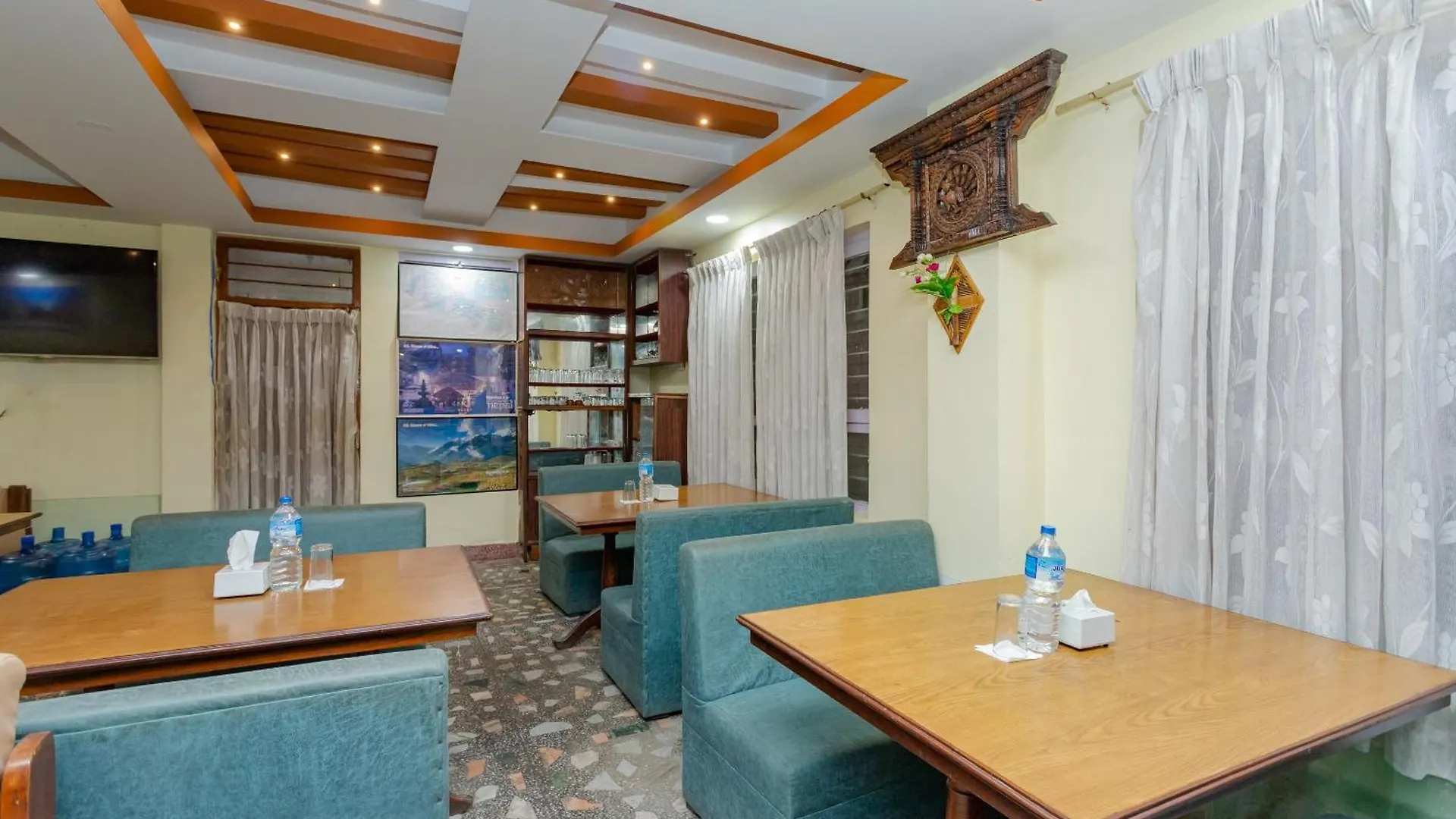 Oyo 811 Hotel New Pokhara Palace Katmandu Nepal